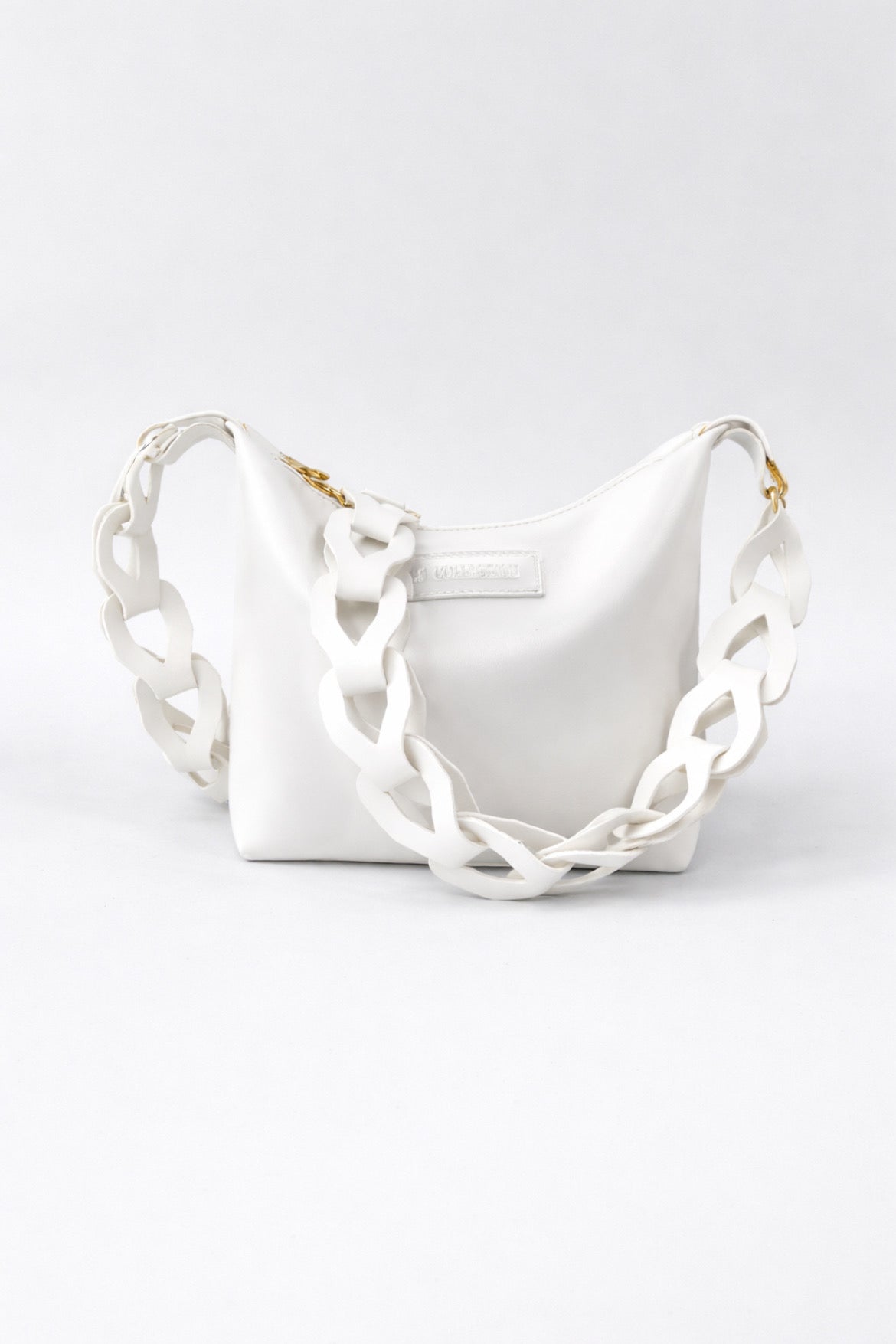 Women’s White Shoulder Bag with Bold Chain