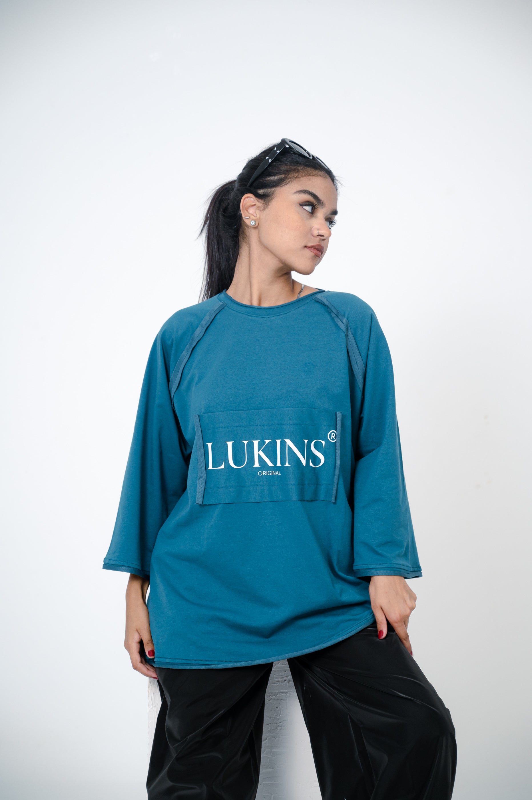 T-shirt Casual Modern - Teal blue