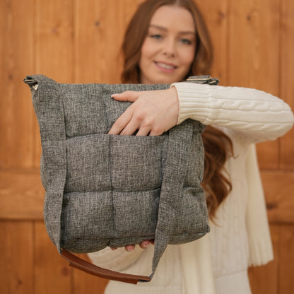 Elegant and Practical BS Crossbody Bag with a Modern Design in Gray