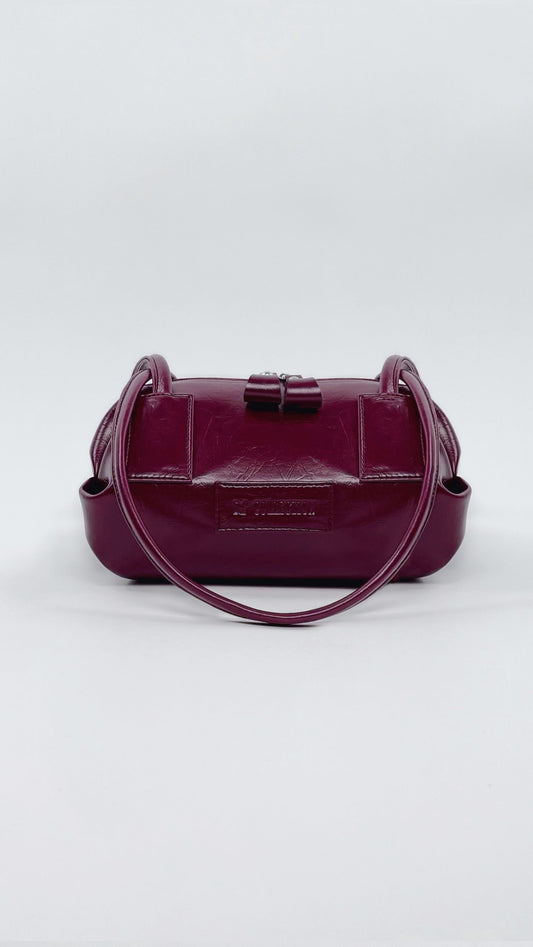 Women's Leather Shoulder Bag – Elegant Modern Design – Burgundy