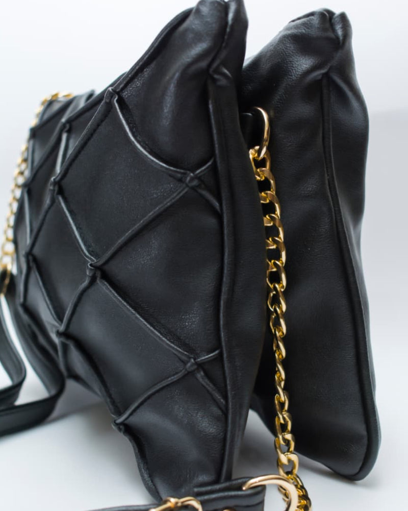 This design’s success was not measured by the number of pieces sold, but by the lasting impression it left behind. Years after production ended, it remains cherished by BS customers, standing as a symbol of a remarkable chapter in the brand’s journey
